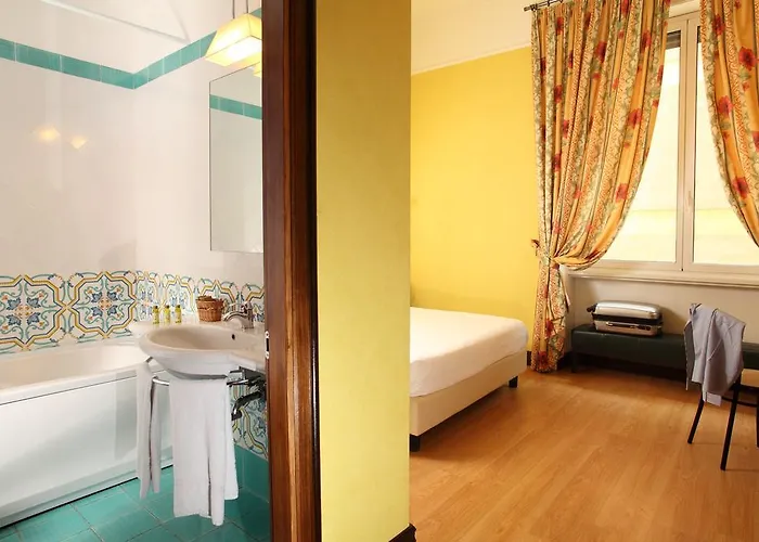Hotel Relais 6 Via Tolmino 4*