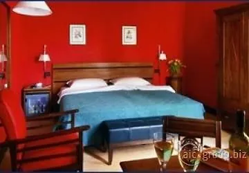 Отель Relais 6 Via Tolmino